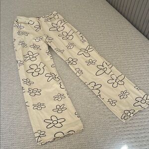 Floral Print Wide-Leg Jeans - Cream/Black